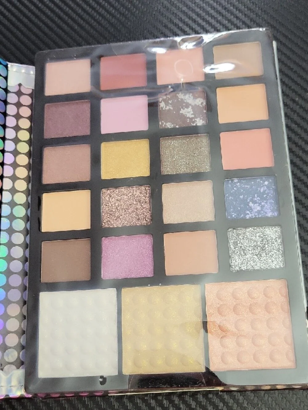 NEW Dancing Queen 23-Piece Face & Eye Palette booklet